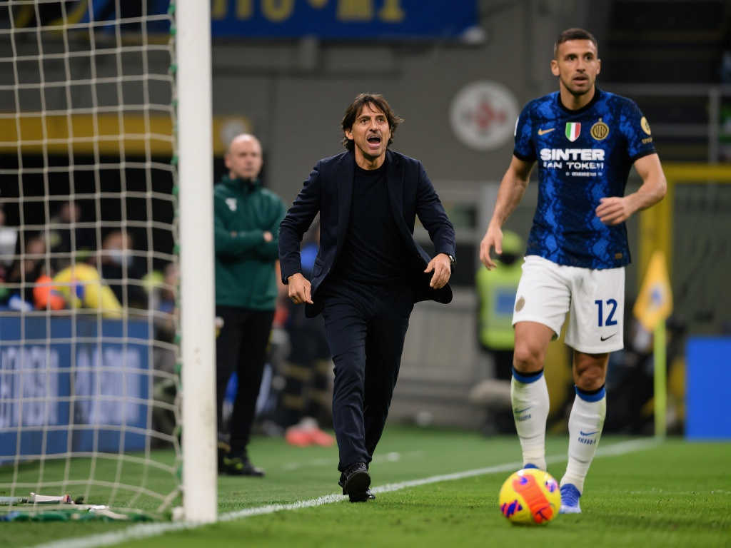 欧冠惊天逆转!国米加时赛4-3力克巴萨,小因扎吉绝地反击! 欧冠惊天逆转!国米加时赛4-3力克巴萨,小因扎吉绝地反击!